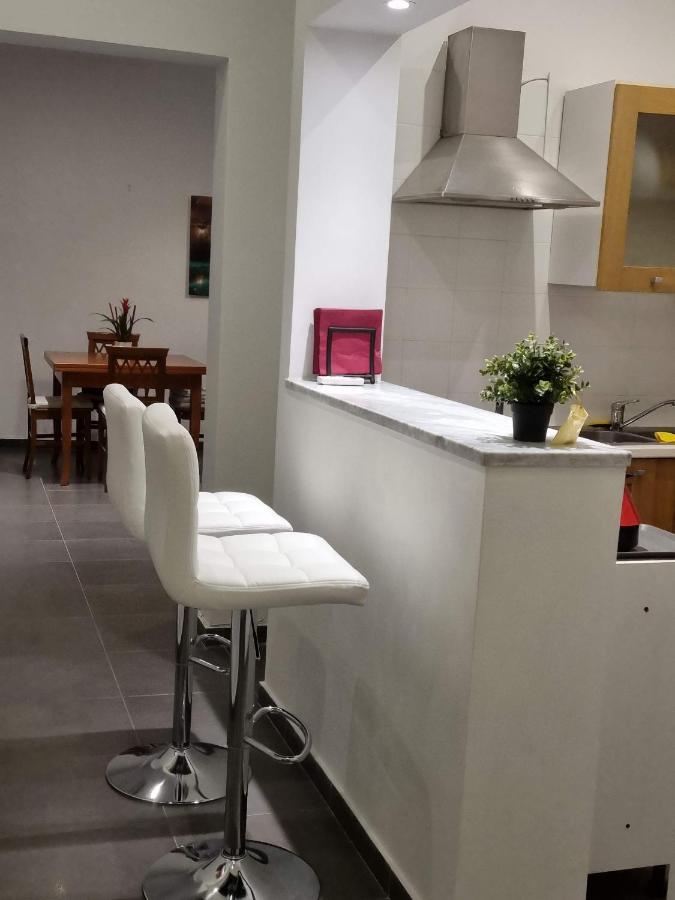 Napoli Sottosopra Chiaia Apartment Exterior foto