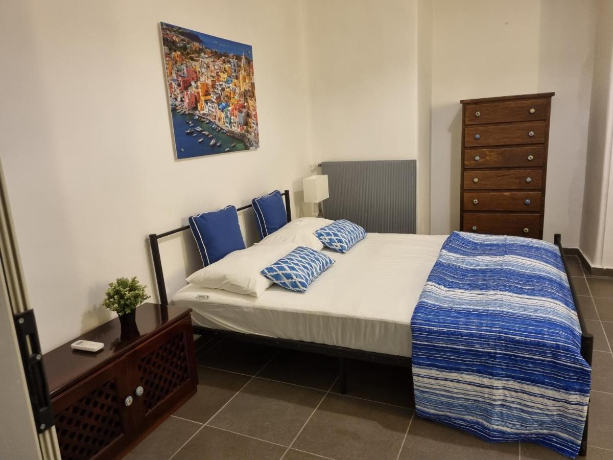 Napoli Sottosopra Chiaia Apartment Exterior foto
