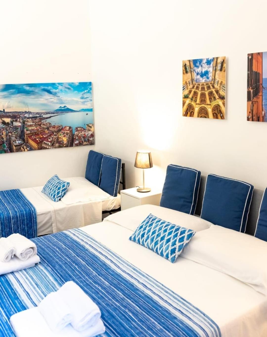 Napoli Sottosopra Chiaia Apartment Exterior foto